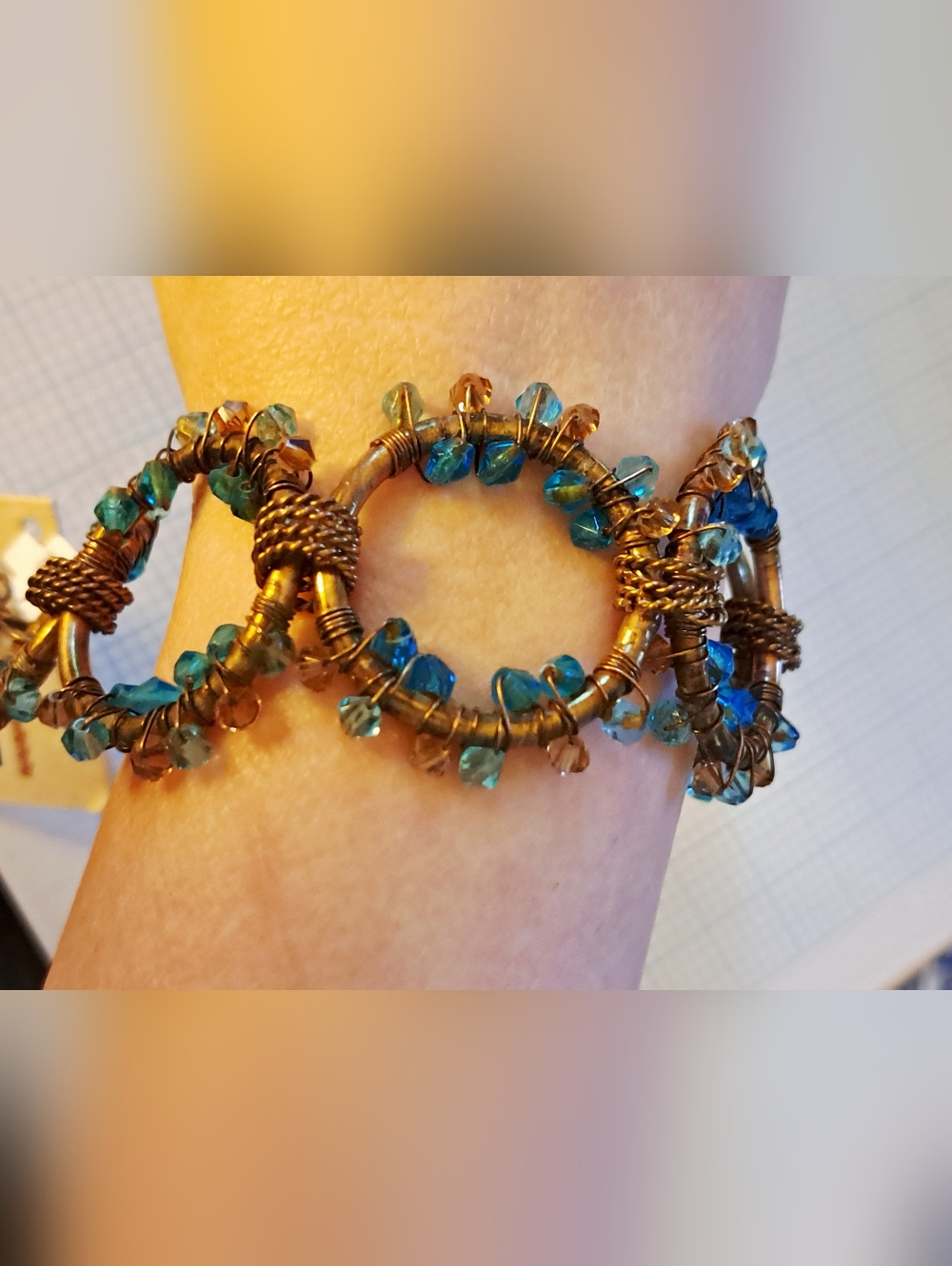 NWT Blue Crystal Wire-Wrapped Circle Bracelet - Women Jewelry